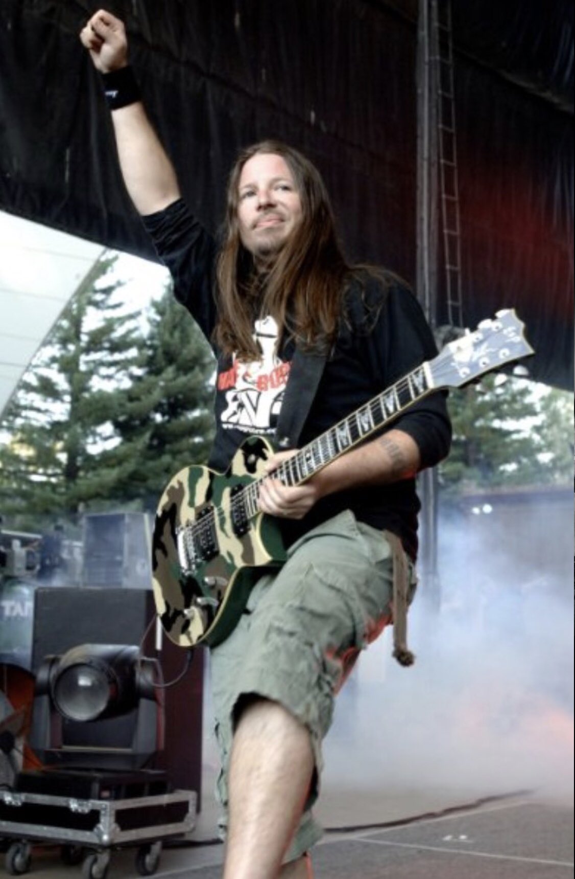 Happy Birthday to the great Lamb of God Guitarist,
Willie Adler \\m/.....    