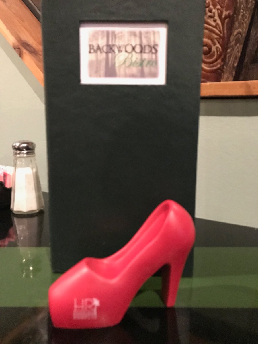 Livsmimi's tweet photo. #wheresruby #HRFL18  #BackwoodsBistro #CCSHRM https://t.co/JzmZ2Xm0a5