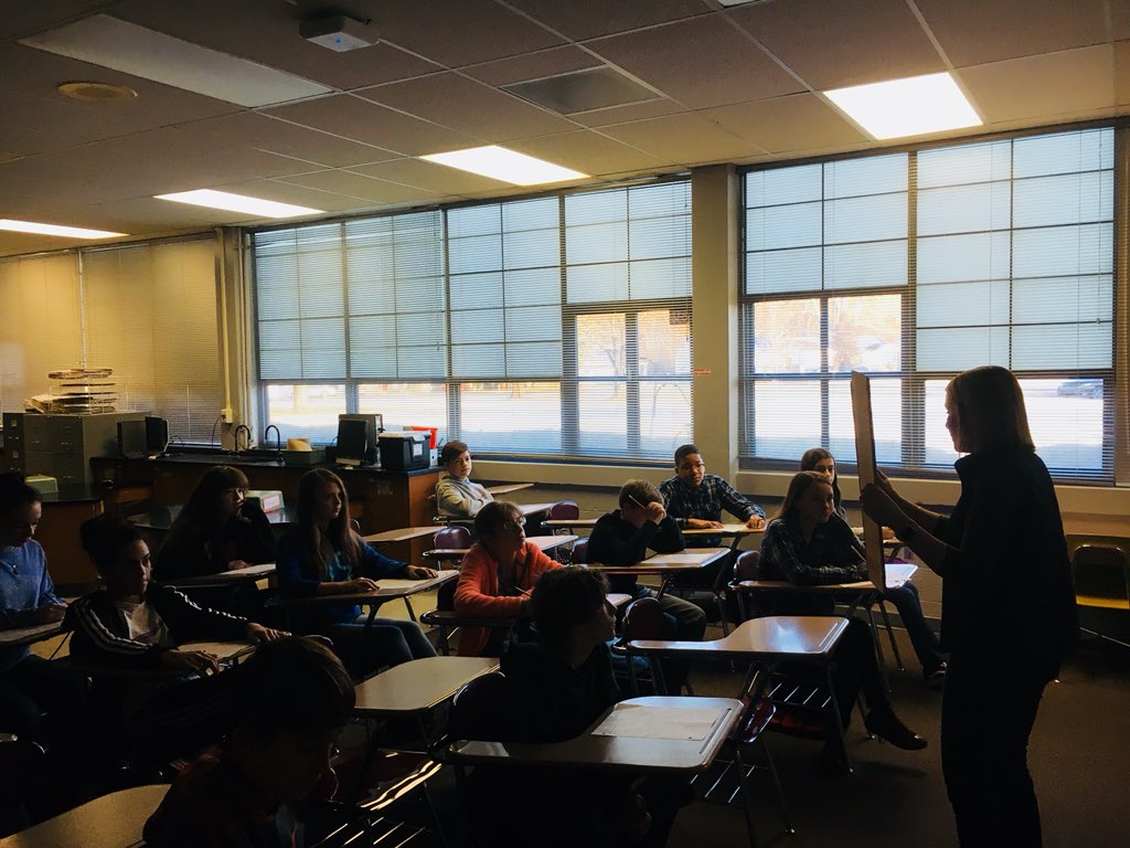Blaze3364's tweet photo. Walking around school this morning and got to see lots of engaged students and teachers doing what they do best ! #studentcenteredRMS @ORSchools @ChildressTonya @RMS_ORS https://t.co/535Ag7PAeH