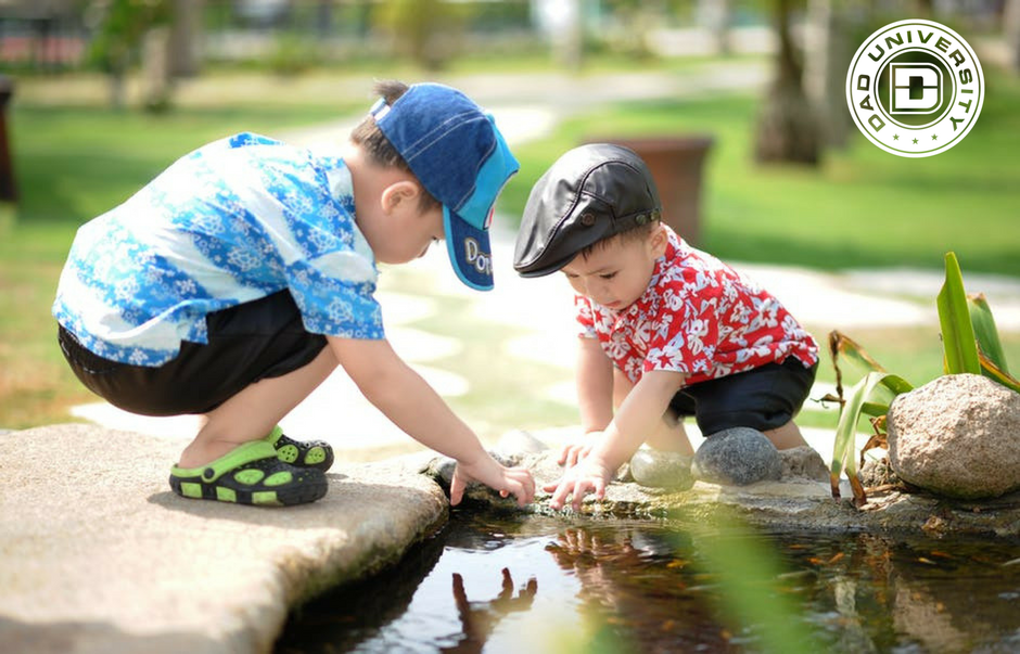 's tweet image. When dealing with shy kids: Keep Expectations in Check, Never force the child to have the playdate but certainly, you can encourage it. Don’t make a huge deal of it. “You don’t have friends or “you need new friends” is not something ideal to say.#playdates #dudestodads #daduniv