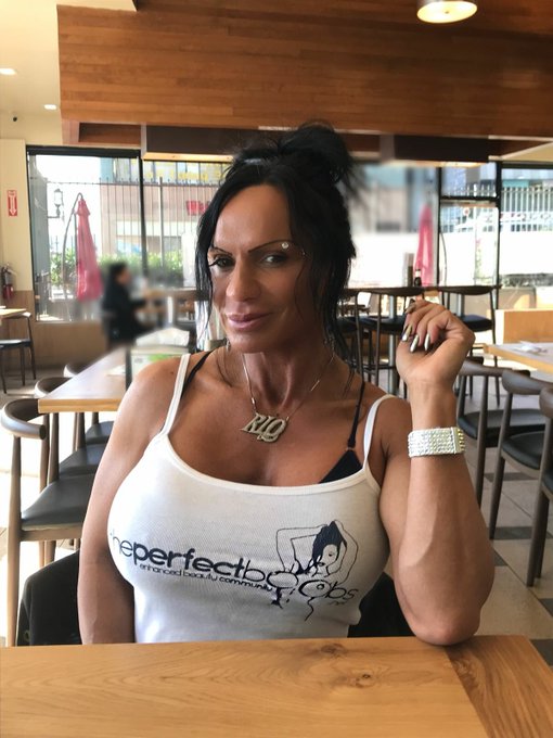 Thank you to https://t.co/xPoiwPGH3V for an awesome forum and sexy tank top👍 @clipteez  #rhondalee #sexy<a href="/tag/picoftheday"class="tags"><span>#picoftheday</span></a><a href="/tag/followme"class="tags"><span>#followme</span></a><a href="/tag/amazing"class="tags"><span>#amazing</span></a><a href="/tag/sexy"class="tags"><span>#sexy</span></a><a href="/tag/hot"class="tags"><span>#hot</span></a><a href="/tag/beautifulday"class="tags"><span>#beautifulday</span></a>