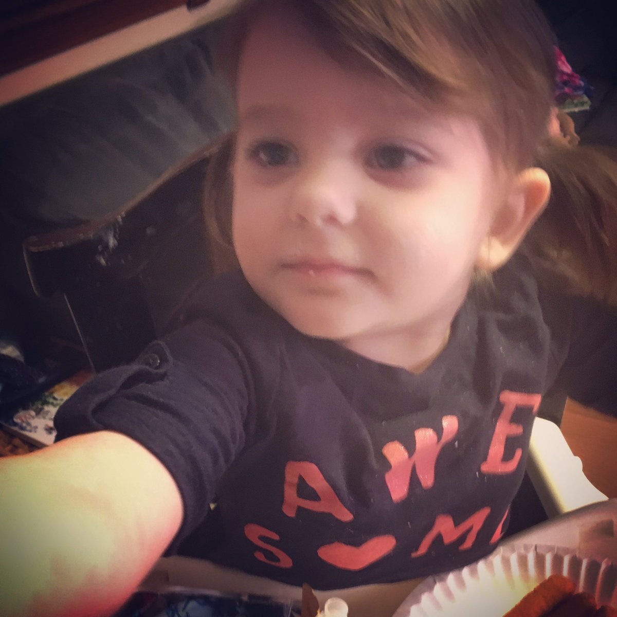 TkRobb's tweet photo. Oh hai. I'm Girl Brett! Lol #daddysclone #babyselfie https://t.co/R2Gxsoq6W7