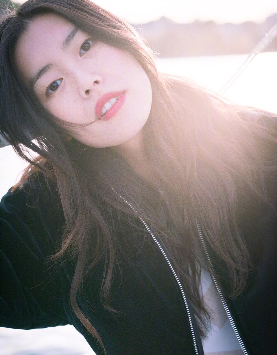 Happy 30th birthday to the forever stunning Liu Wen!     