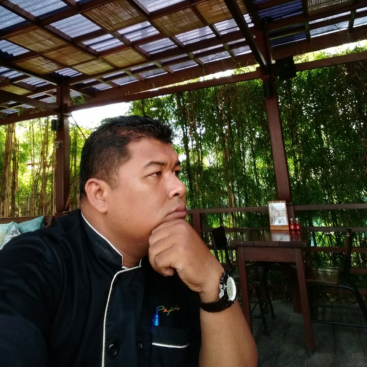 Pakwilly tweet picture