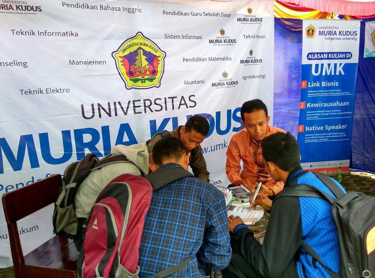 PMB UMK Kudus tweet media
