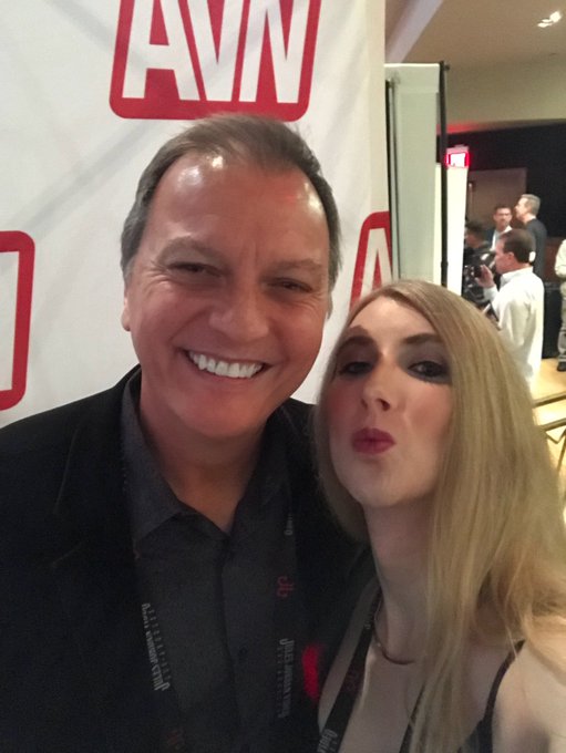 Thank you Jonathan Morgan for all your help this year! 😘🙏 https://t.co/eUFxEI4EwL<a href="/tag/mvsales"class="tags"><span>#mvsales</span></a>