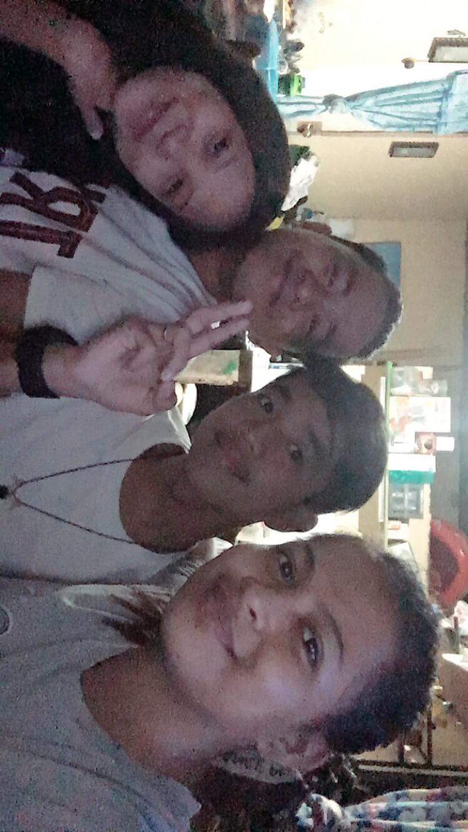 Ironsaygo's tweet photo. The F4 😍😍😘😁😁 https://t.co/4i1edHAtxr