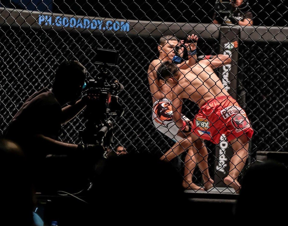 priss3L's tweet photo. Congratulations Geje Eustaquio!
#FilipinoPride #TeamLakay #OneChampionship #globalsuperheroes #TeamMiller @ONEChampionship @lorenonefc https://t.co/lthV9P1IWc