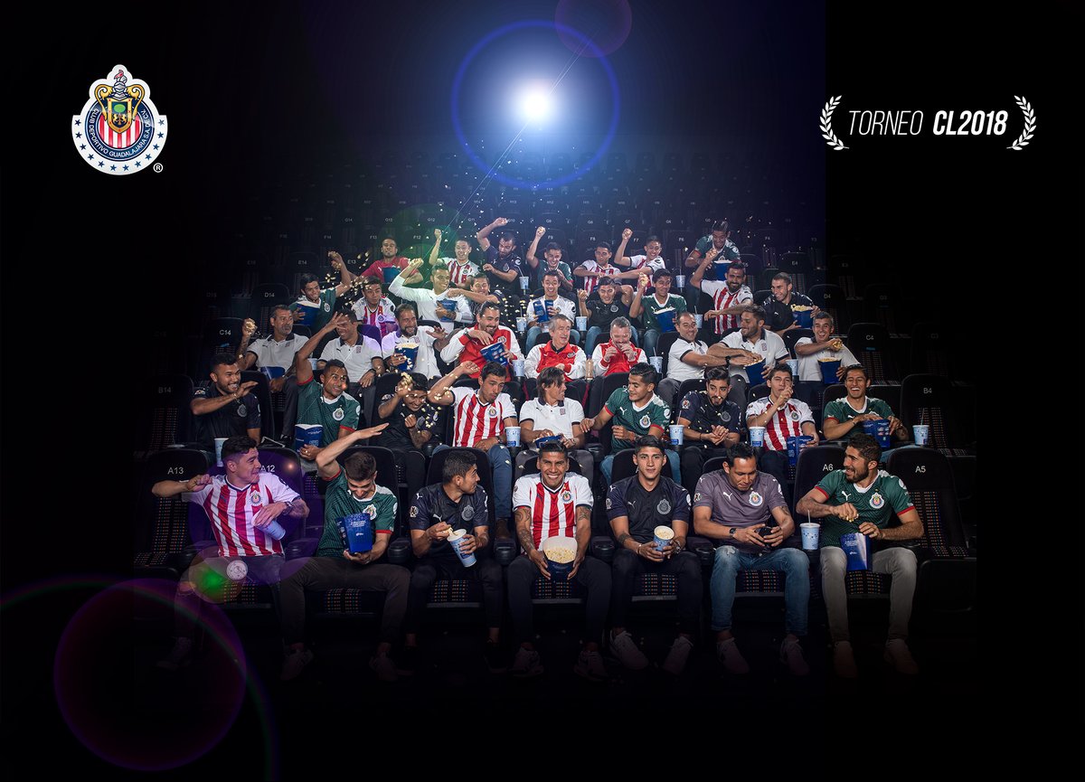 mediotiempo's tweet photo. ¿Y a ti qué foto te gustó más? 🤔

🔄 @Chivas 
❤ @ClubAmerica https://t.co/oQyNWKwWVR