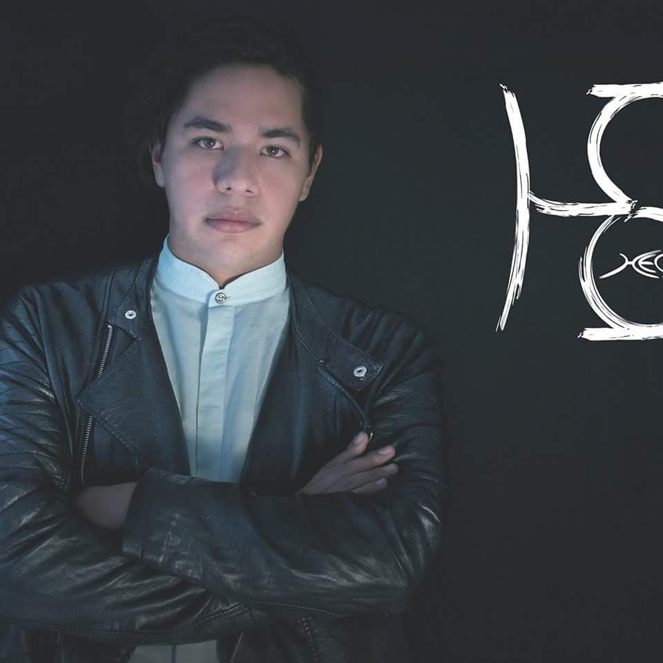HEOSofficial's tweet photo. Omar Valdez #Guitarrista  #followus #metalmexico #metal #hechoenmx #madeinmx🇲🇽#madeinmx #mexicocity #mexico #metalmexicano #bandametal  #mexicanband #rock #rockmexico #cdmx❤️#cdmx #mexico #pic #picoftheday #foto #fotografia #instagram #rockband #guitar #guitars #voice #music https://t.co/5kJoEa2XMR