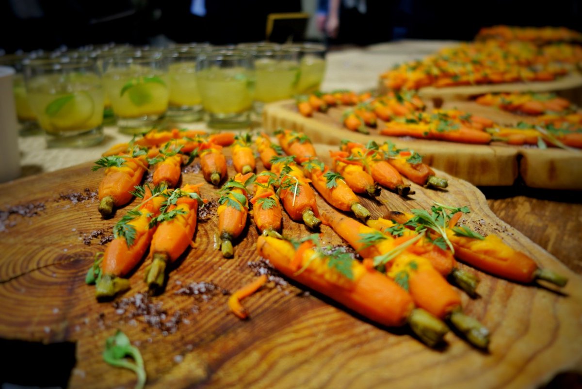 naokomtb's tweet photo. First cocktail and canapés #secretsupper2018 https://t.co/PLOb6k3lgC