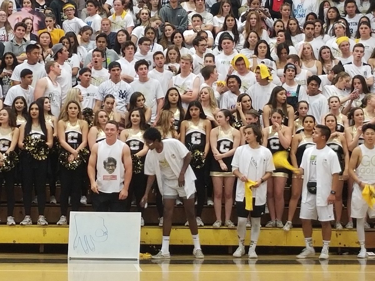 MAlvarez02's tweet photo. I'll post my OC Boys Basketball Top 20 Student Section Rankings here on Twitter! Canyon Tribe looks like the favorite! Servite Asylum won the OC title last season!
@ComancheSports @thecanyontribe @CHSBBall @VPHoops @vphsspirit @VPHSathletics https://t.co/PZQjFnkueU