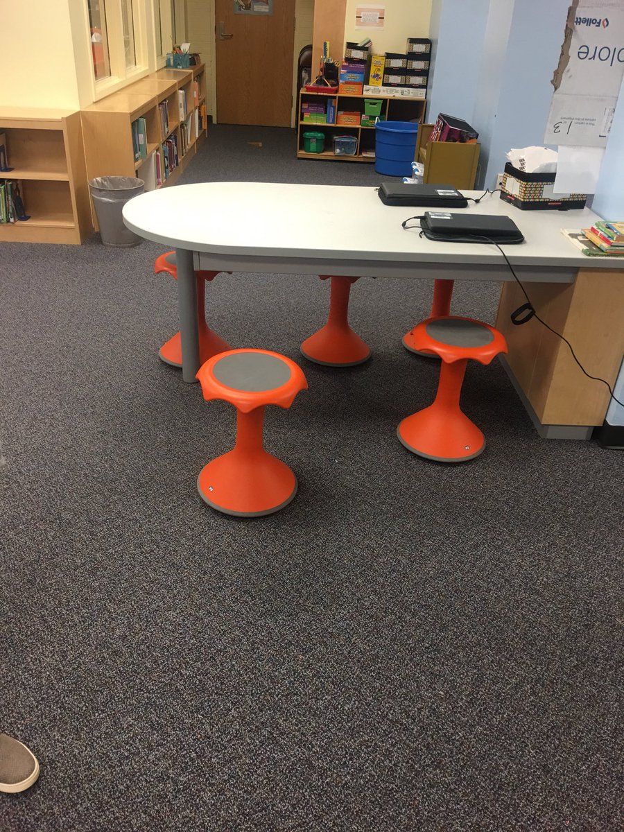 EricaFieldsR1's tweet photo. Flexible seating and Makerspace art @SatchelFord @SandyBrossard @RichlandOne https://t.co/vMmEWC6epO