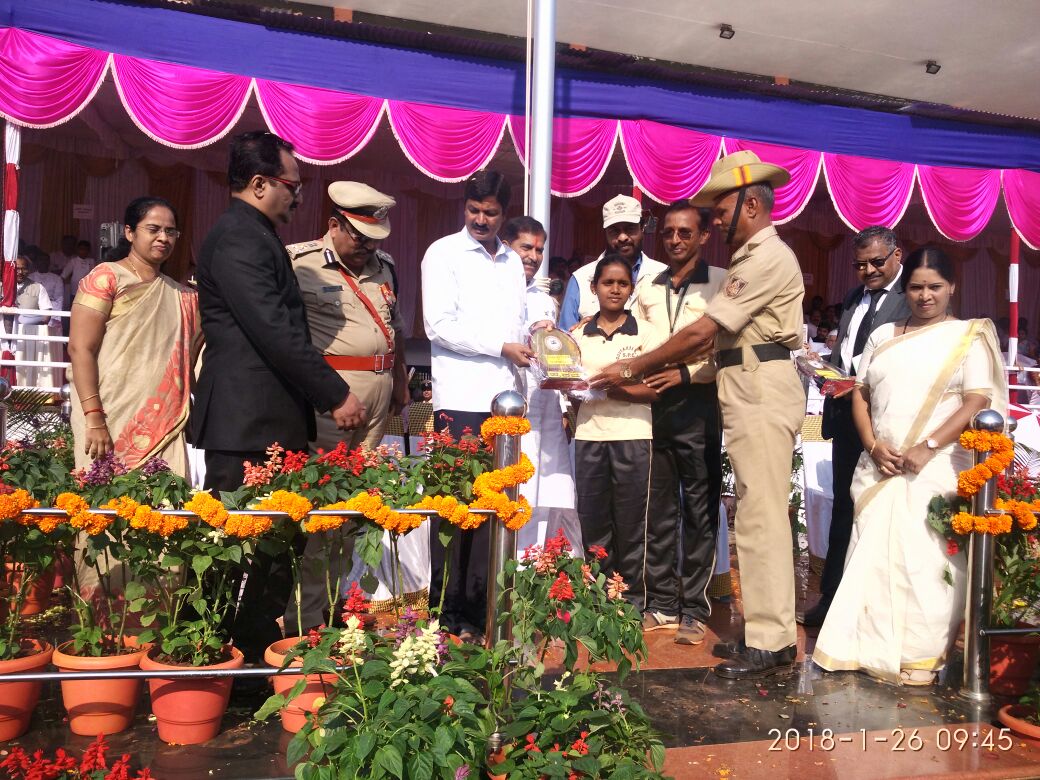 KSRP16's tweet photo. Congratulations to Student Police Cadet of belgavi govt school for 1st prize in belgavi Republic Day parade https://t.co/7CRRLWzYBf