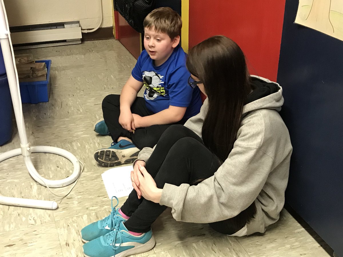 elliott_robbin's tweet photo. We love our A+ Tutor, Miss. Emily!! #MCELoves https://t.co/hFl1EweboI