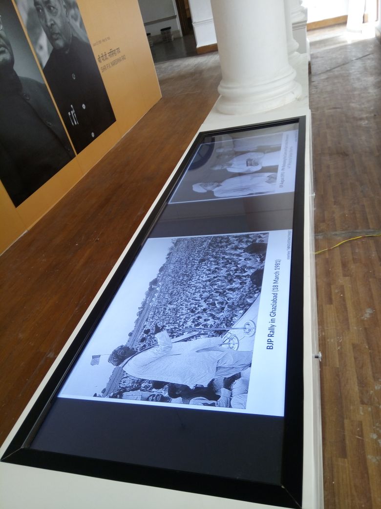 livepixelt's tweet photo. Our Work in Progress
1. Multitouch interactive table 
2. Standalone transparent interactive display https://t.co/lAU5kuORCe