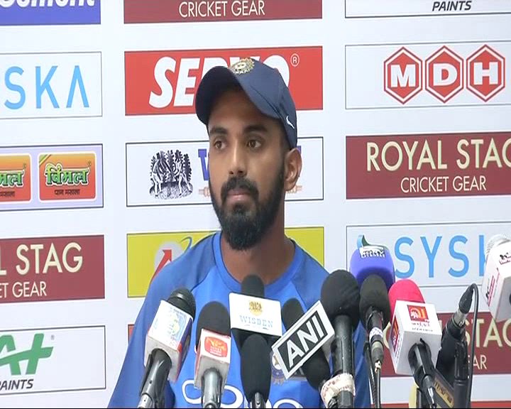 news24tvchannel's tweet photo. IPL LIVE: KL Rahul sold to Kings XI Punjab for Rs 11 crores #IPL2018 #IPL2018auction #IPLplayersauction
#KingsXIPunjab

 https://t.co/AwflOFIENO 
@klrahul11 @IPL @KLRahulFC

We are also on FB: https://t.co/c9GiItNl37 https://t.co/Cn10q1C3M6