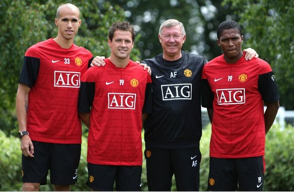 August 2009: After losing two of our best players, fruitless pursuits of Franck Ribery, Arjen Robben, Karim Benzema, Yaya Toure, these legends show up at Carrington.