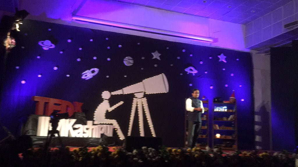 Dwari1008's tweet photo. #transforming lives of rural handloom artisans #ranmir #foundation #khadder @tedxiimkashipur #arup#dutta https://t.co/kL4hqUq0ob