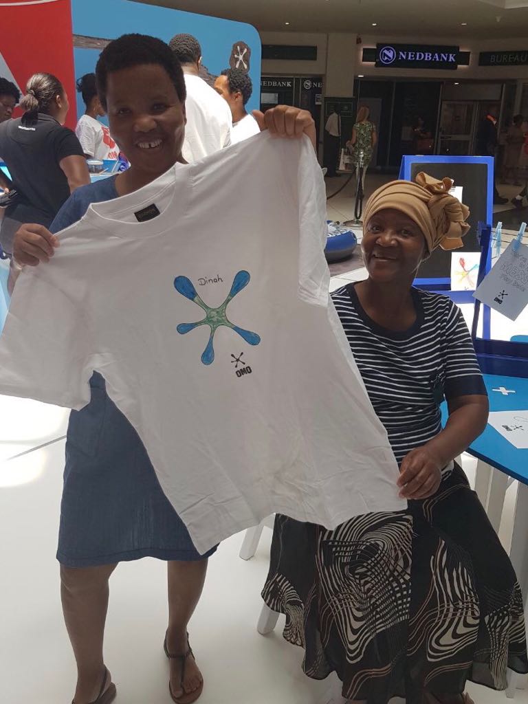 YogitaRed8's tweet image. .Never thought I'd look forward to laundry until #WashLessLiveMore Gallery of Stains fun @crestacentre this weekend @mbongiworks leading play zone including 👇
Prizes 💸
T-shirts 👕
Fun Activities 🏄
#familyfun #memories