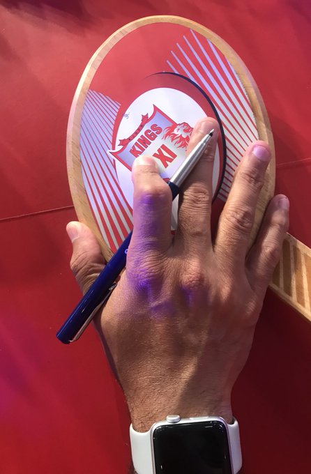 View image on Twitter