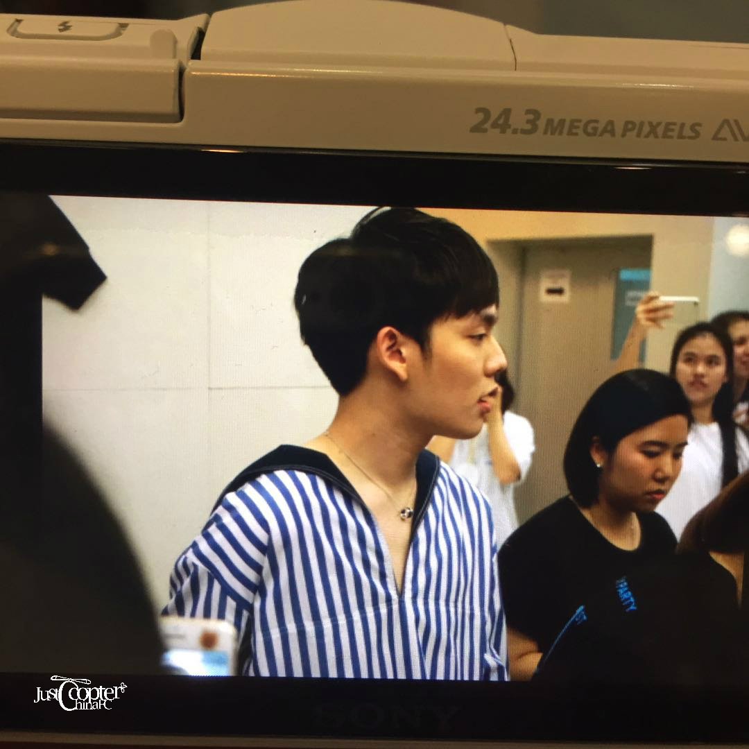 CcopterChinaFC's tweet image. 180127 泰国曼谷HBD Party 独家预览图

今日份可爱又帅气的Copter

前线：🐔
本站独家，严禁商用、二改上传、转载请注明原出处。 ​​
#พี่เตอร์สินกำ 
#1stHBDpartyPterSilKam