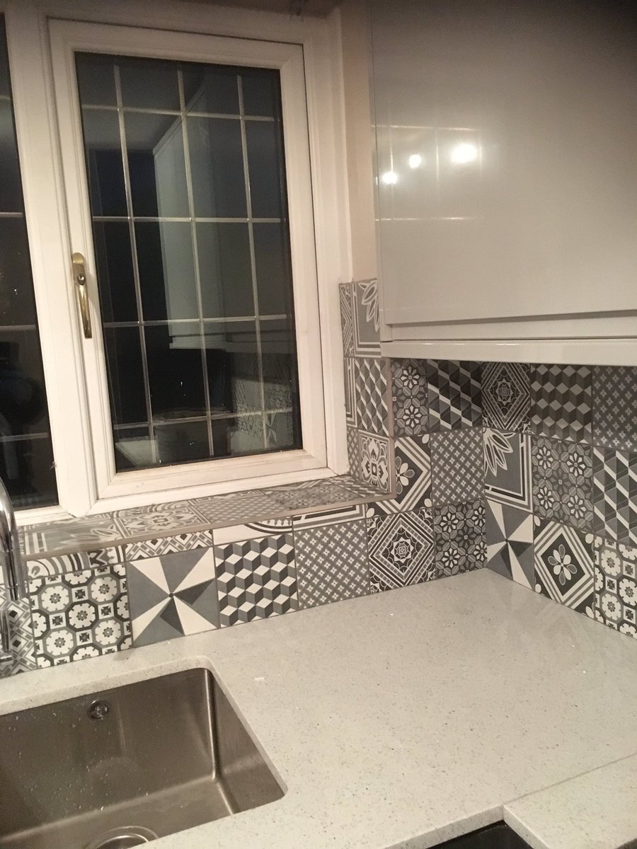 leedstilers's tweet photo. @leedstilers @Andrews_Tiles @britceramtile @tedbakerwatchID #tedbakertiles @tiletrix @TilemasterTeam @tilemasteradhes @tilemastercraig @madeinleeds @leedsconnection @TrendsLeeds #trendy #kitchen #tiling #leeds #leedstilers #lovethesetiles #geometric @Genesisgscr @GenesisAPS https://t.co/pREXkNI8lB