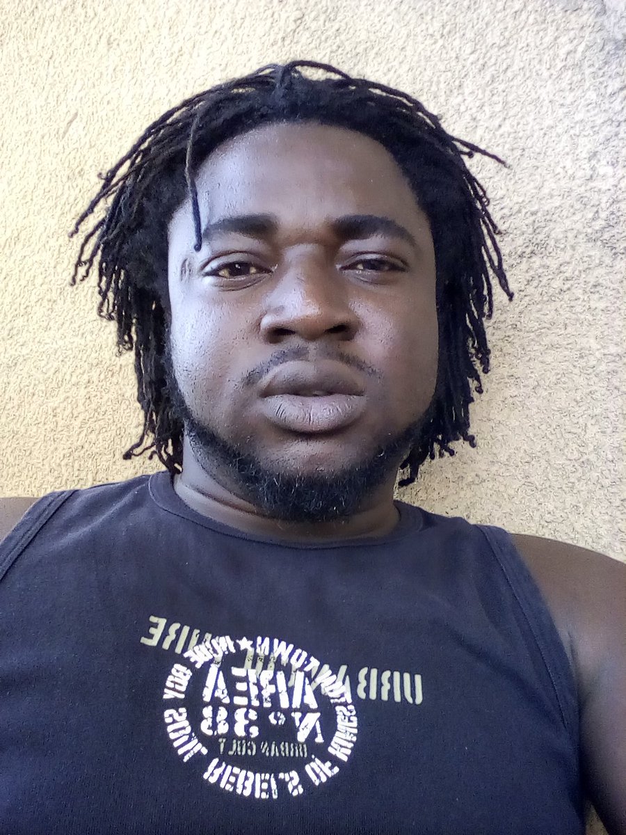 MECOU5's tweet image. Je vous salut les fans Yopouyaaaa