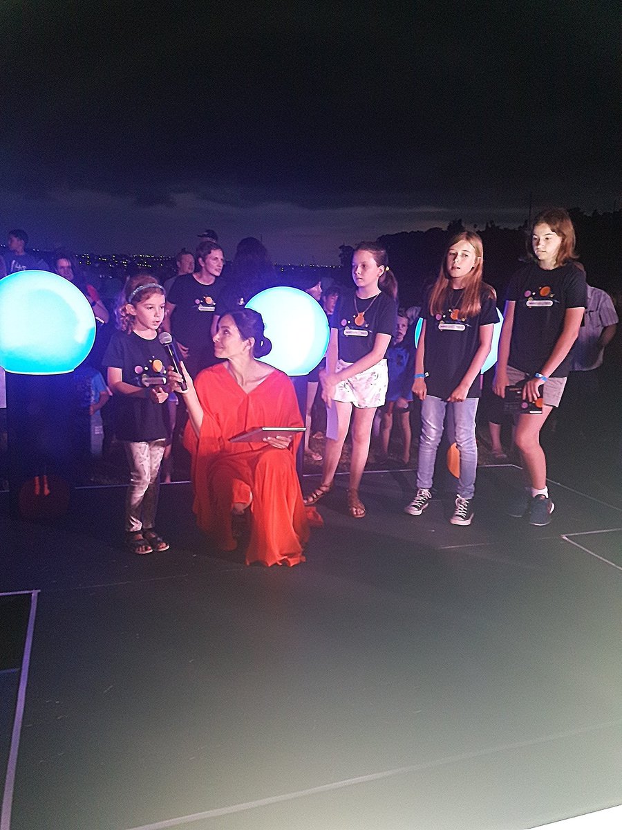 Vectorltd's tweet photo. @medickinson aka Nanogirl with the winners of the Design the Future competition who’ll be lighting up the bridge. #VectorLights https://t.co/VbRyEc9uy3