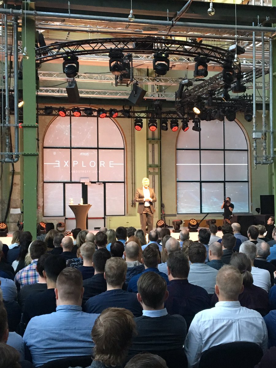 Steinar inspirerer alle <a href="/AteaNorge/">Atea Norge</a> ansatte på #landstreff2018. <a href="/stesonst/">Steinar Sønsteby</a>