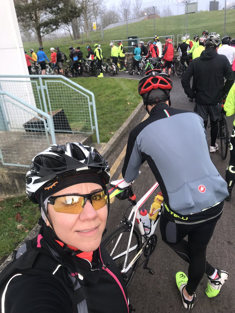 SaboohiFamili's tweet photo. Support my cause @alzheimerssoc @EppingForestCol #EFCWay @ukcyclingevents #ResolutionRide https://t.co/gl407v3u2m