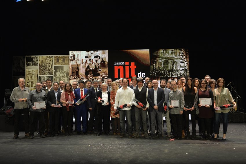 revistacastells's tweet photo. A la #NitdeCastells17, el  Premi Descarregat va ser per als @CCSPISP per la seva notable progressió en la primera temporada en què van aconseguit fer folres  https://t.co/Zd4Y4iQKFt #NitdeCastells18 https://t.co/0dsAmpYvhE