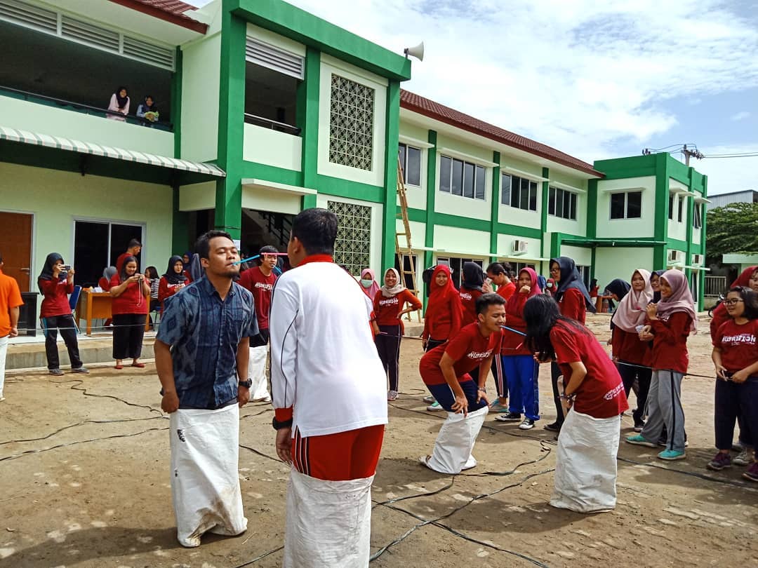 HimagiUPNVJ's tweet photo. Berikut ini adalah rangkaian acara peringatan Hari Gizi Nasional ke-58.
Gimana, seruu kann? Terimakasih untuk yang sudah berpartisipasi 👏👏
Selamat Hari Gizi Nasional ke -58, "Cegah Stunting itu Penting!"
#harigizinasional
#himagi
#upnvj https://t.co/2R1yUeVzEA