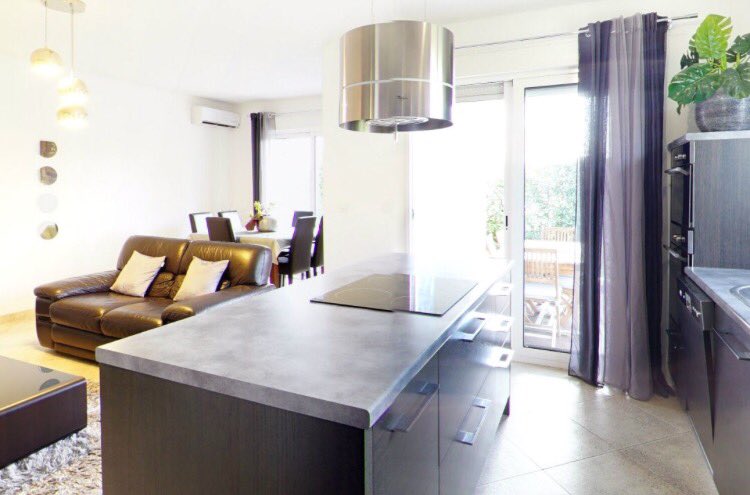 CoachingProprio's tweet photo. À vendre : Appartement T3 70m2 avec Jardin.
📍Commune de Lucciana
Vente de particuliers à particuliers.
Pas de commission d'agence.
📸 Visite Virtuelle : https://t.co/DVbzKh4QRt
#immobilier #immobilierencorse #CoachingProprio #visitevirtuelle #visite360 #Lucciana #sanscommission https://t.co/OLDVsLQXxd