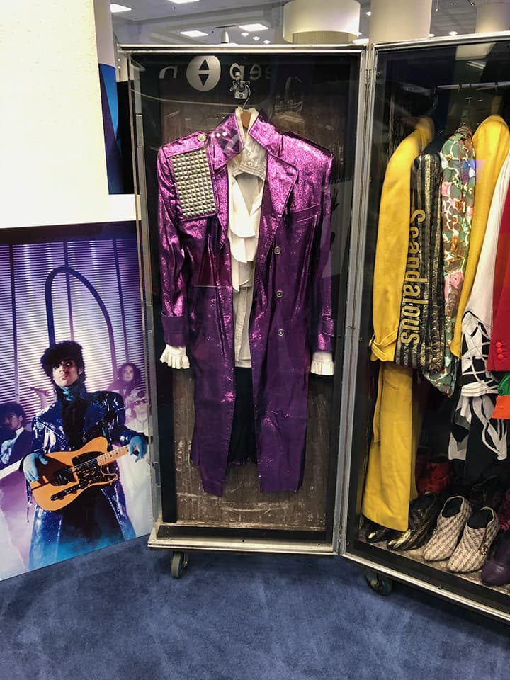 serpan99's tweet image. That time u find out that @PaisleyPark created a pop-up exhibit 4 the #BoldNorth #SuperbowlLive events 4 @MNSuperBowl2018 at the Dayton's Project building #Minneapolis #Minnesota #SBLIVE #SBLII #PRINCE4EVER 😎💜
📸#PattyWiemann