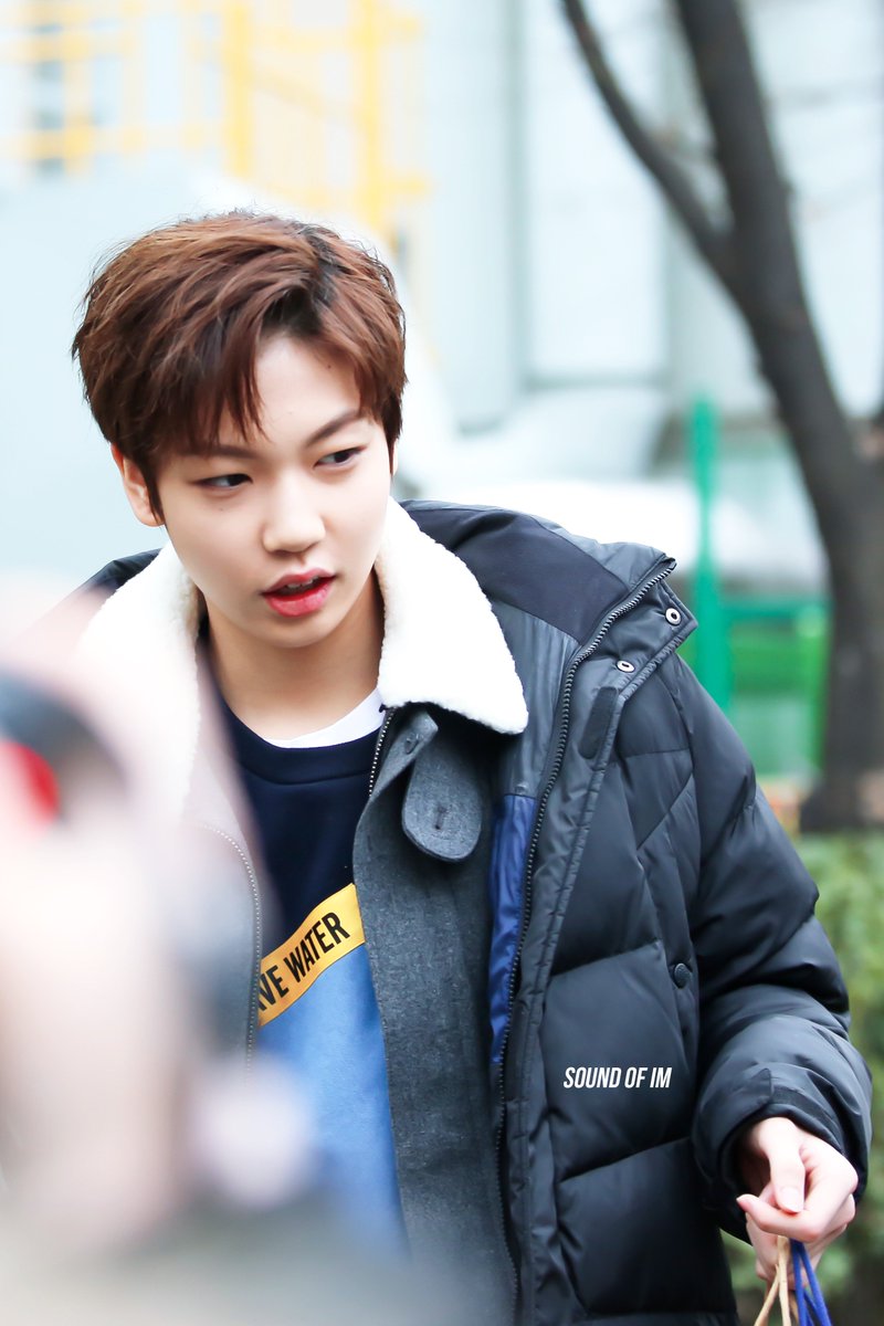 SOUNDOFIM's tweet image. 171229 KBS 가요대축제 출근

#더유닛 #아이엠 #김기중 #기중 #IM #KIJUNG #GIJUNG #Kijoong