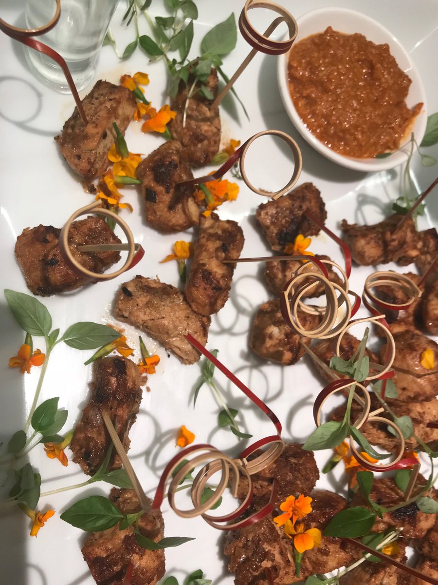 Chicken satay, spicy peanut dip.