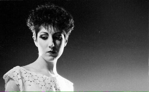 Happy Birthday to Gillian Gilbert of New Order who turns 57 today! 