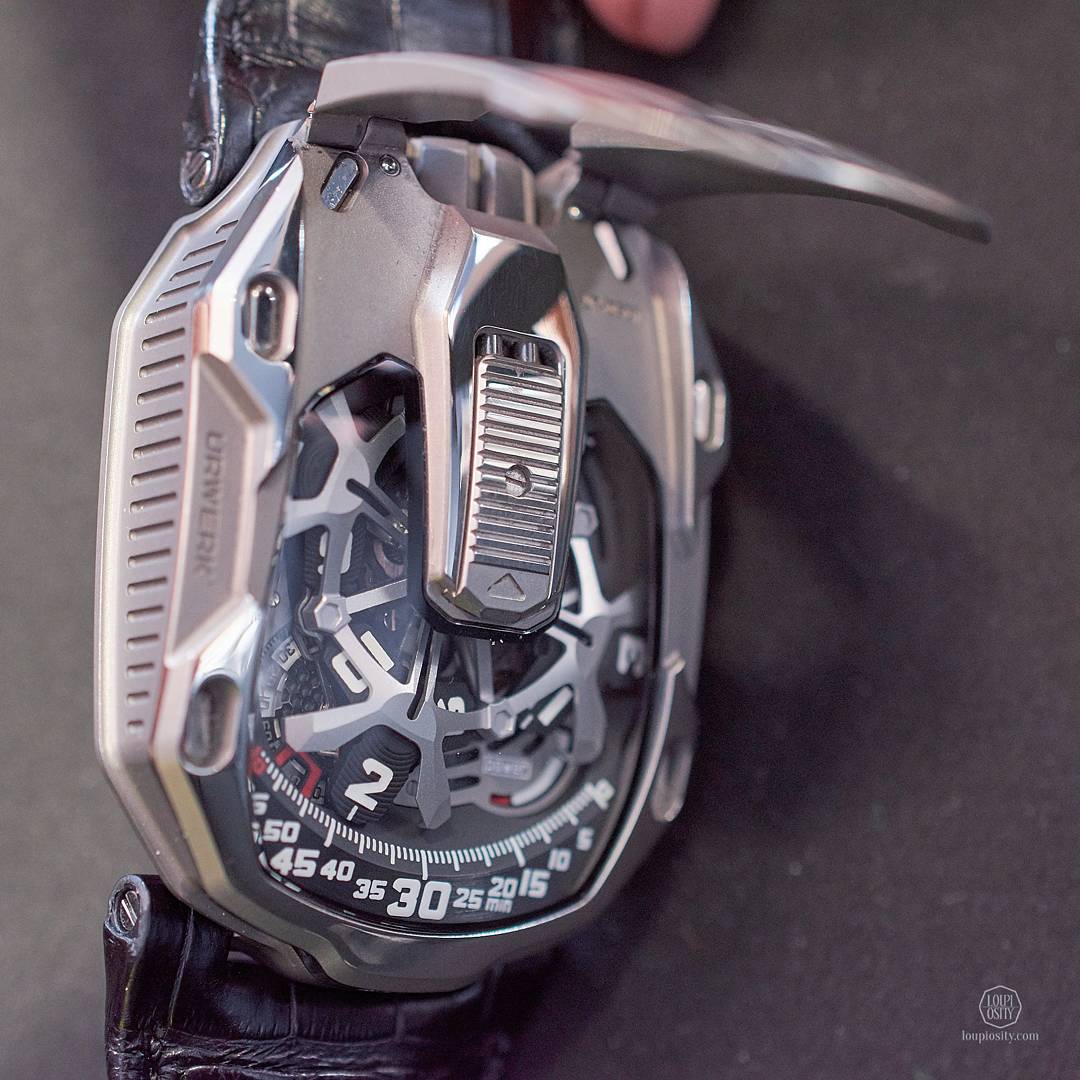 Loupiosity's tweet photo. UR-105CT #Streamliner inspired by #ArtDeco #skyscrapers and #architecture of #NewYork. Launched last autumn for 20th anniversary of @URWERK_Geneve #urwerk #ur105ct #watches #urwerkwatch #satellitecomplication #urwerkcollector #20yearsofurwerk https://t.co/LuhXTqoHmo