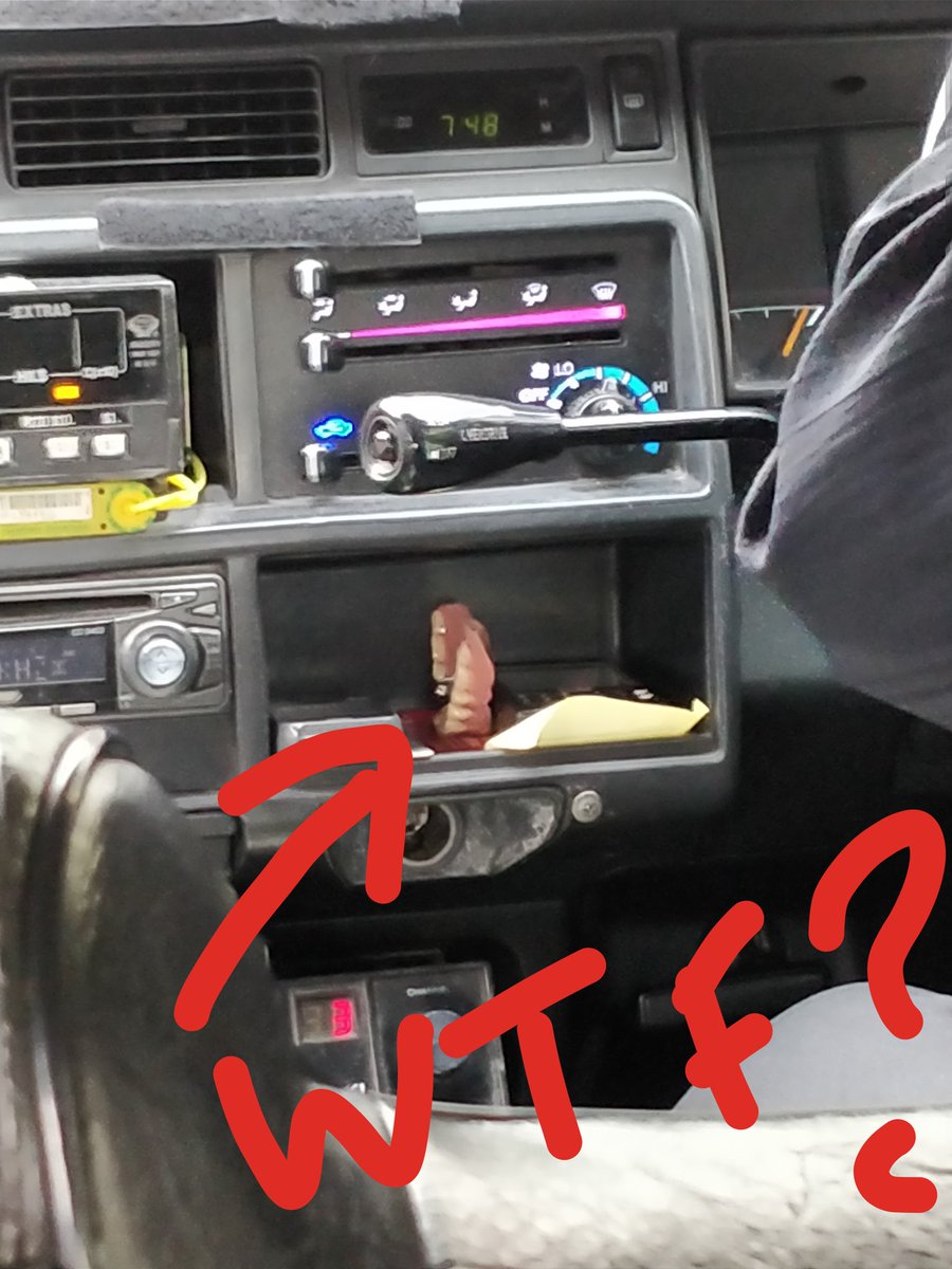 Reason  #2364 why the taxi system in Hong Kong needs disruption #DigitalTransformation #uber #SunsOutGumsOut