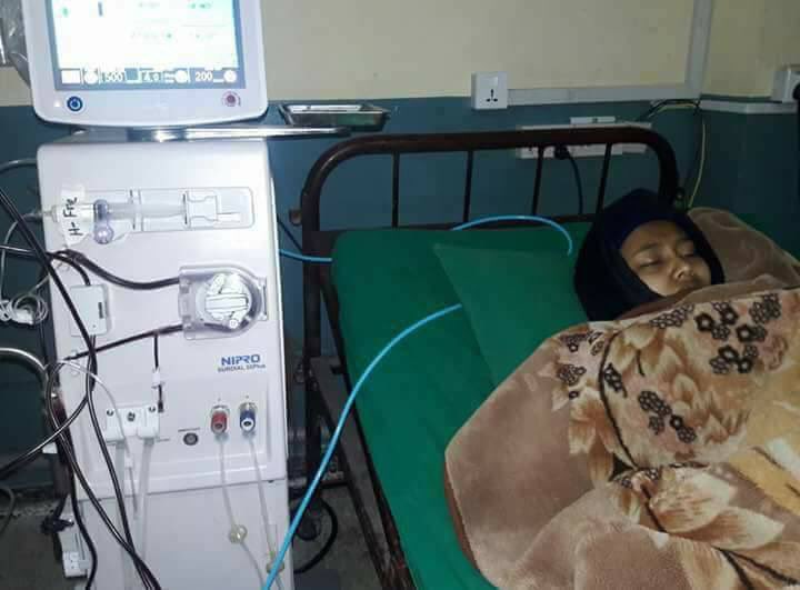 अर्घाखाँची की नवगायीका जलजला परियारको दुबै मिर्गौलामा समस्या देखापरेको र उहाको आर्थिक स्थिती कमजोर भएको हुँदा सम्पूर्ण समाजसेवी मान्यजनहरुलाई आफु सक्दो सहयोग गरिदिन बिनम्र अनुरोध गर्दछु
सहयोग गर्नका लागि:
Global IME खाता नम्बर: 3507010003576  फ़ोन नम- ९८४३६०३००५( जलजलाको बुबा )