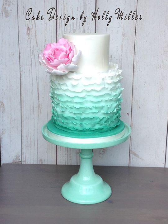 CakeDesignHM's tweet photo. #birthdaycakes #birthdayparty #pretty #vanillabeansponge #redvelvet #peony #flowers #bespokecakedesign #somerset #somersetcakebusiness https://t.co/eP8yRjapTC