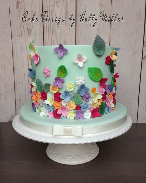CakeDesignHM's tweet photo. #birthdaycakes #birthdayparty #pretty #vanillabeansponge #redvelvet #peony #flowers #bespokecakedesign #somerset #somersetcakebusiness https://t.co/eP8yRjapTC