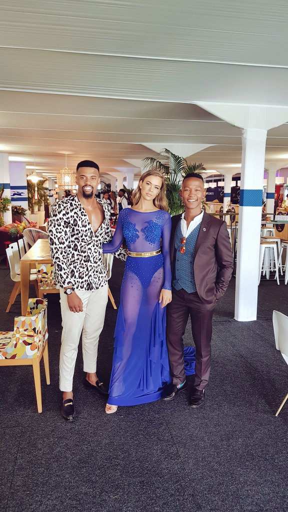KatlegoMaboe's tweet photo. @OfficialSunMet day ft. @SoldierboyInc @Zweli_Dube and @Official_MissSA , @MWSouthAfrica
#styleaheadofthefield https://t.co/DO3zpBfPtF