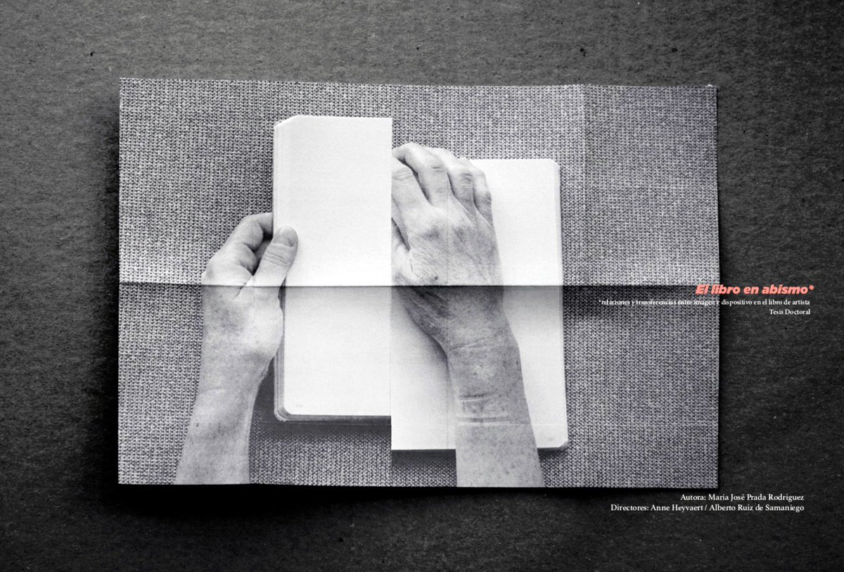 Esta semana ha defendido su tesis nuestra compañera María Prada. Su investigación se aproxima a los recursos visuales, estructurales y conceptuales que permiten establecer relaciones entre la imagen, su soporte y el espacio de su recepción, en el campo del libro de artista.