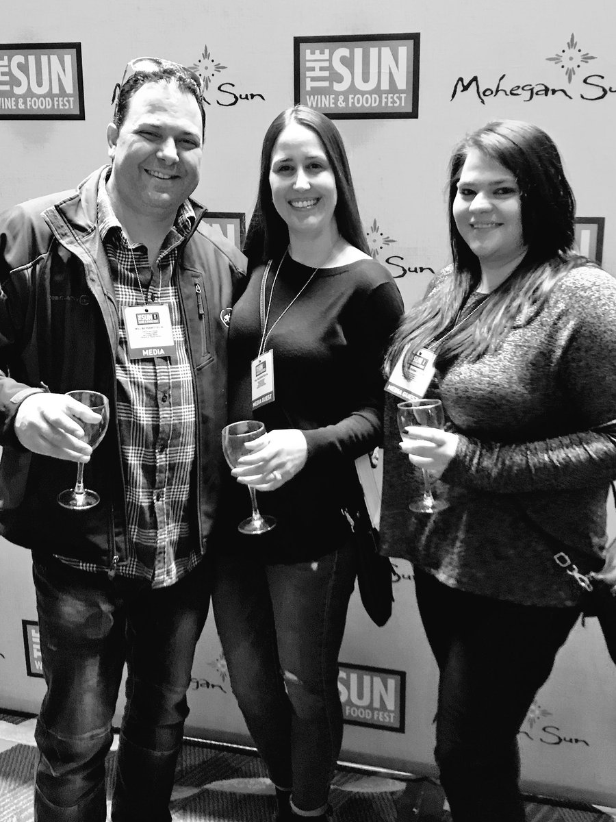 Great time to be had today <a href="/MoheganSun/">Mohegan Sun ☀️</a> we’re just getting started! #SunWineFood
