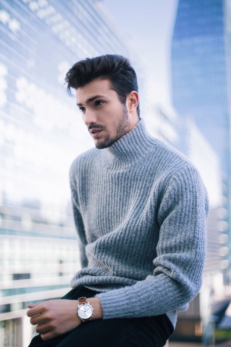 giansainato's tweet photo. Al centro della città! 🏙😉⌚️
@Fossil #FossilQ #FossilFirsts #Milano #Milan #Fashion #LifeStyle https://t.co/BdcmdTkzWc