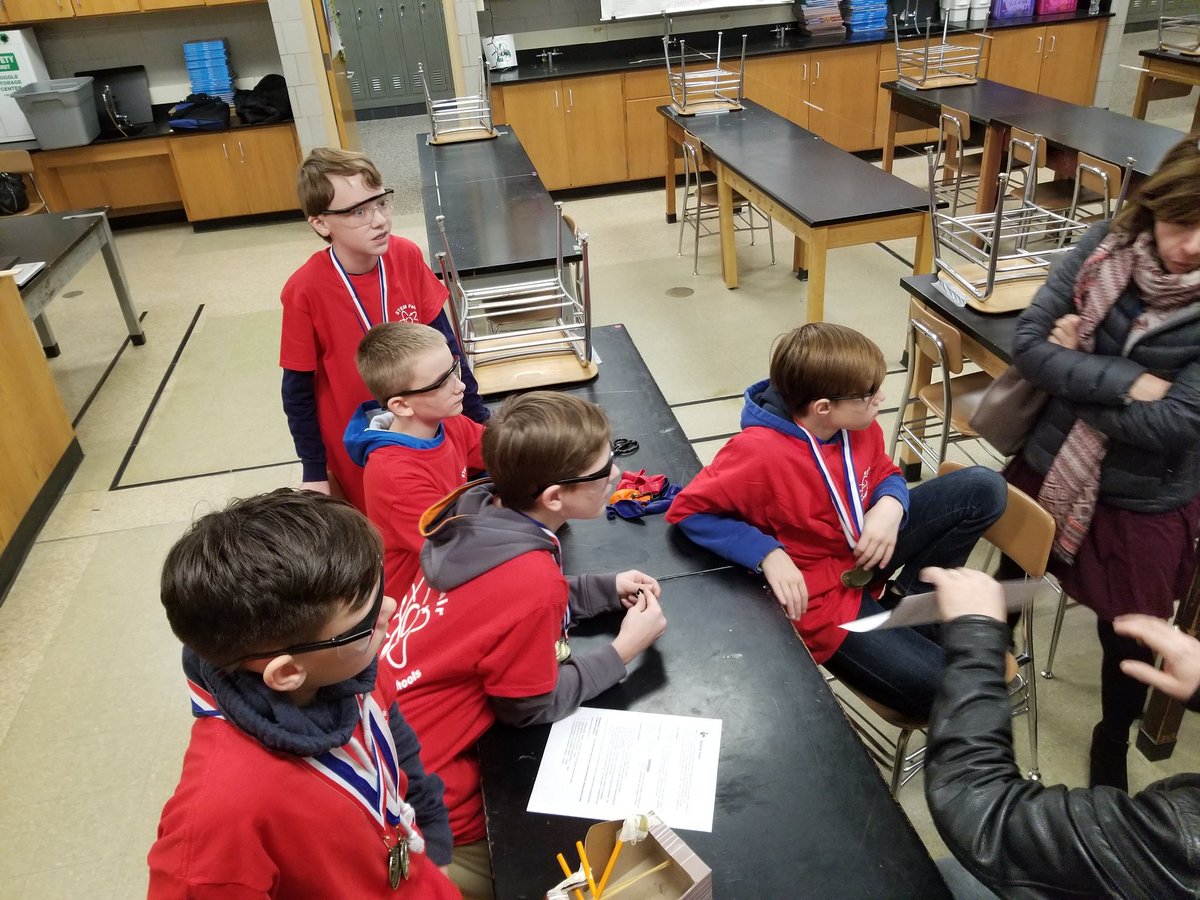 DMS__PLTW's tweet photo. Challenge 3 @APDeb4 @BCPSSci @DundalkMS https://t.co/2G2MROgSzQ