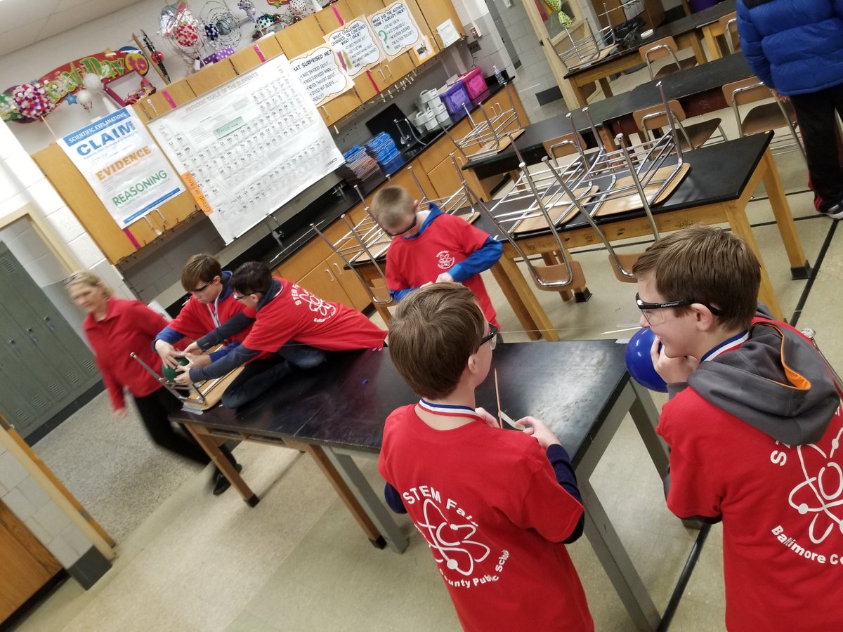 DMS__PLTW's tweet photo. Challenge 3 @APDeb4 @BCPSSci @DundalkMS https://t.co/2G2MROgSzQ