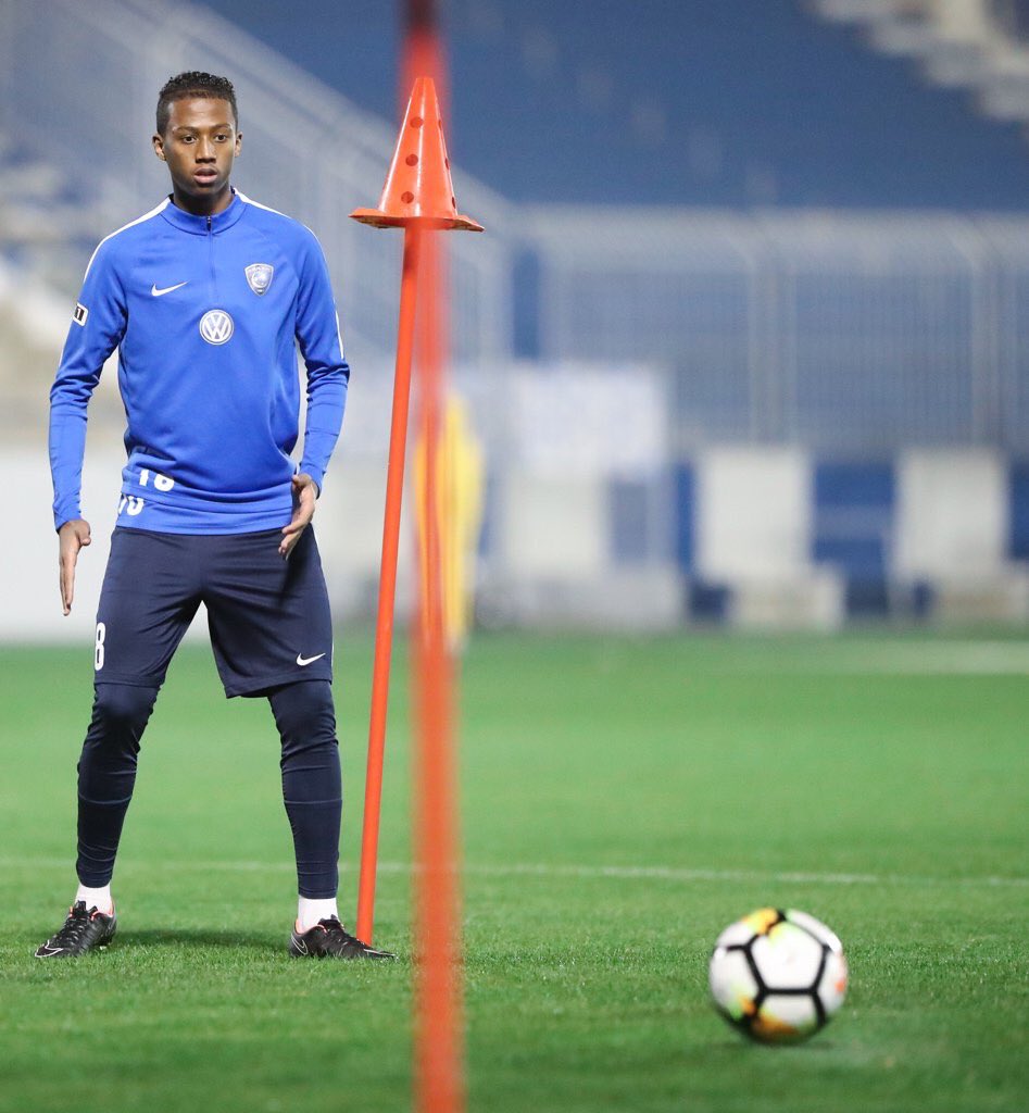 الهلال يقترب من توقيع عقد احترافي مع ناصر الدوسري كورة